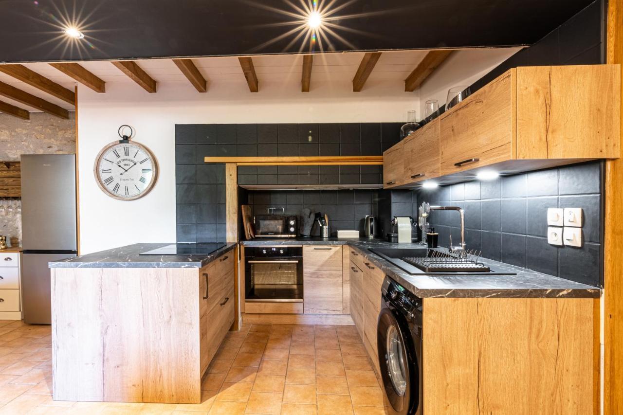 Superbe Appartement, Situe Au Coeur De La Ville. Auch